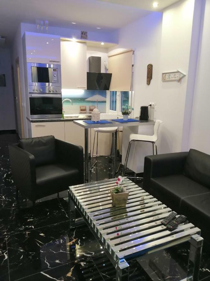 Appartement Totani Lux à Peraía Extérieur photo
