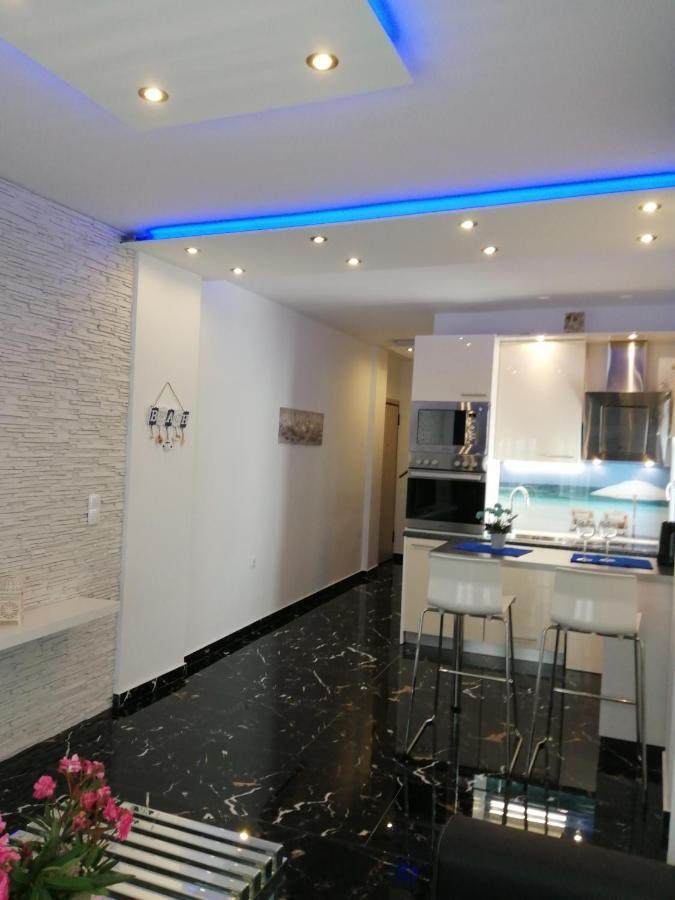 Appartement Totani Lux à Peraía Extérieur photo