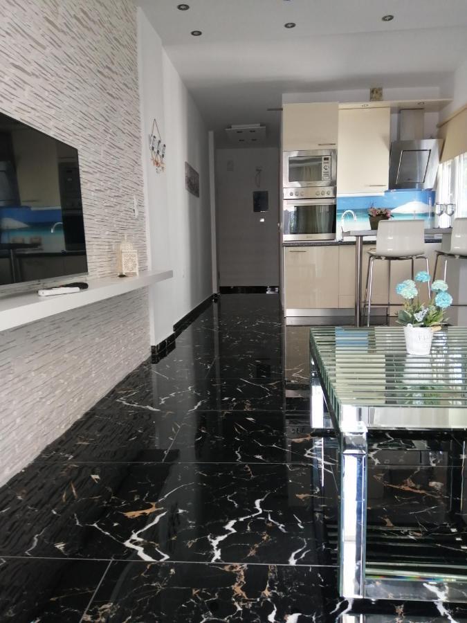 Appartement Totani Lux à Peraía Extérieur photo